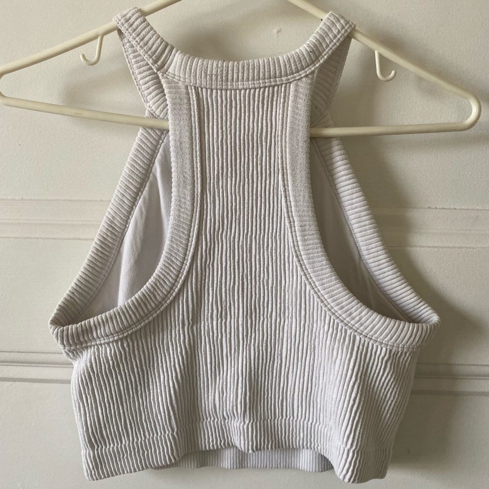 🌻Women's Ribbed White Halter Top - Picture 3 of 5